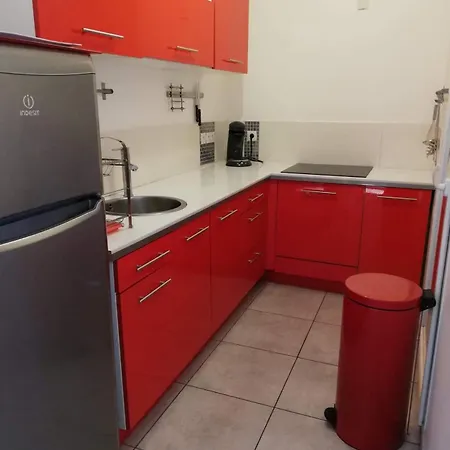 Apartment Calme Proche De La Gare De Borgo