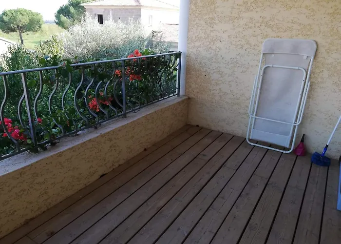 Calme Proche De La Gare De * Borgo (Corsica)